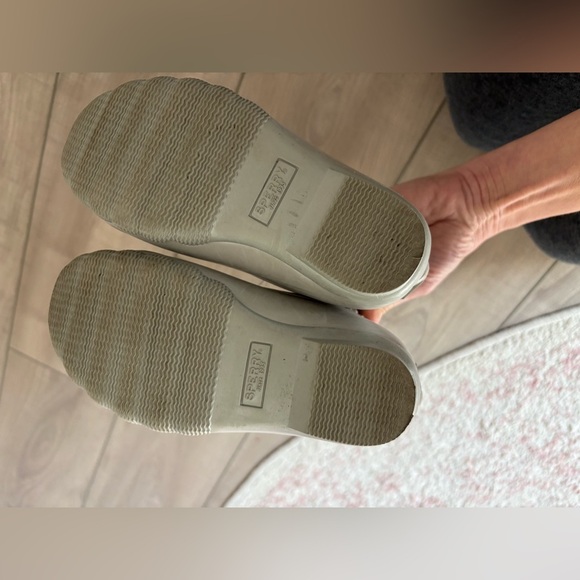 Sperry Toddler Girl Gray Leopard Print Saltwater Boots - Picture 6 of 7